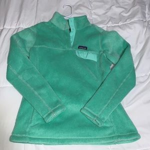 Like New Large Mint Green Patagonia Pull Over
